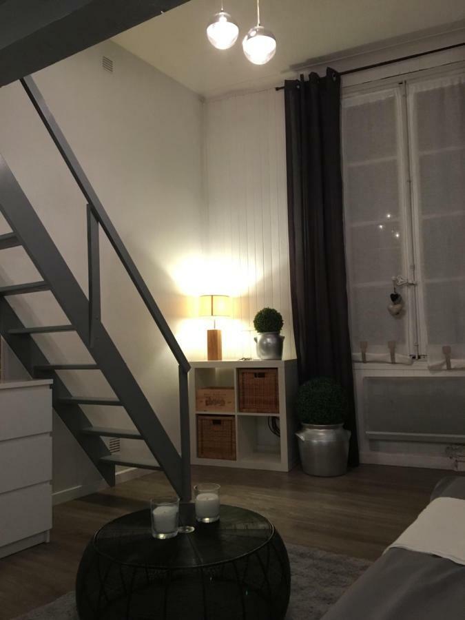מלון נים Studio Avec Mezzanine A 5 Min Des Arenes Et De La Gare מראה חיצוני תמונה